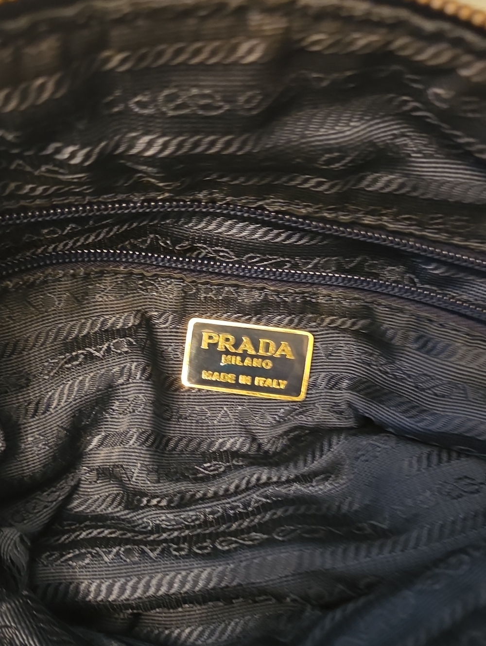 Prada Quilted Shoulder Bag in Black - Picture 5 of 6